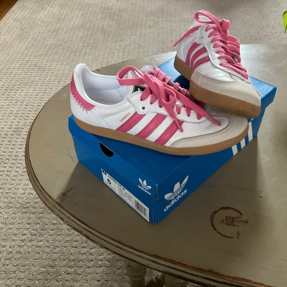 Addias  Samba OG PINK/White Samba  Gum sole
